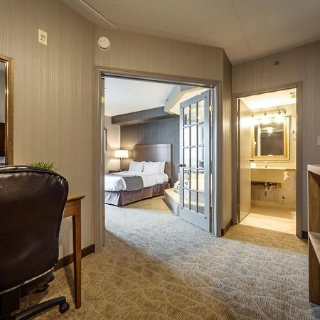 Monte Carlo Inn Airport Suites Mississauga Exteriör bild