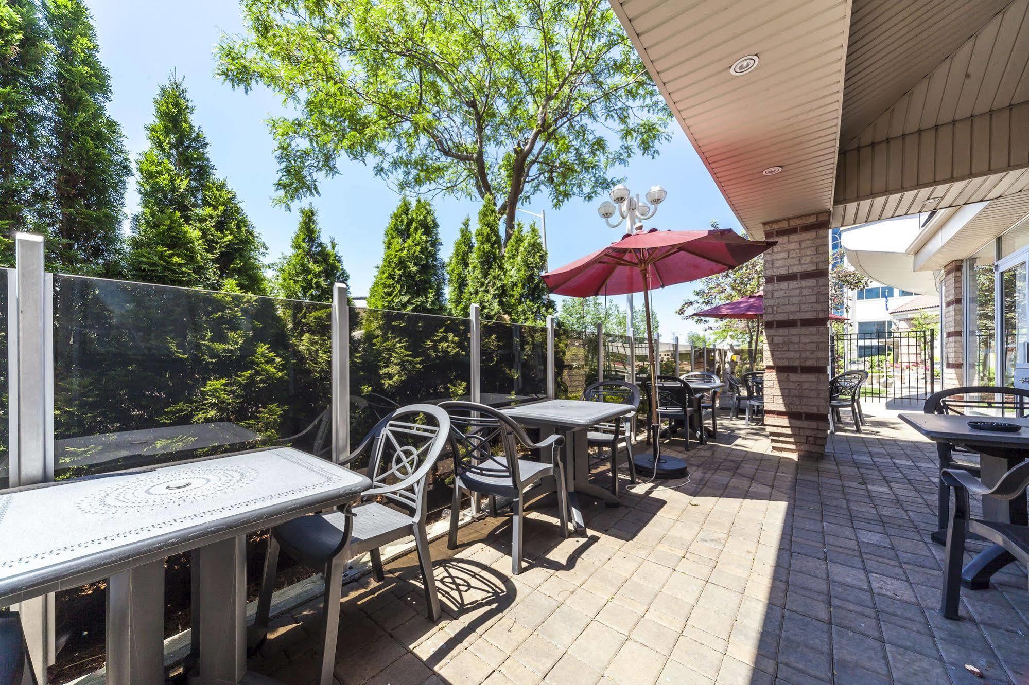 Monte Carlo Inn Airport Suites Mississauga Exteriör bild