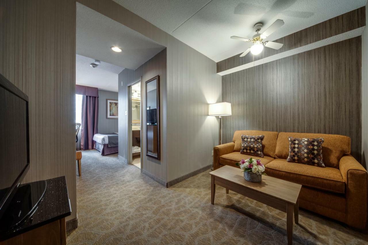 Monte Carlo Inn Airport Suites Mississauga Exteriör bild