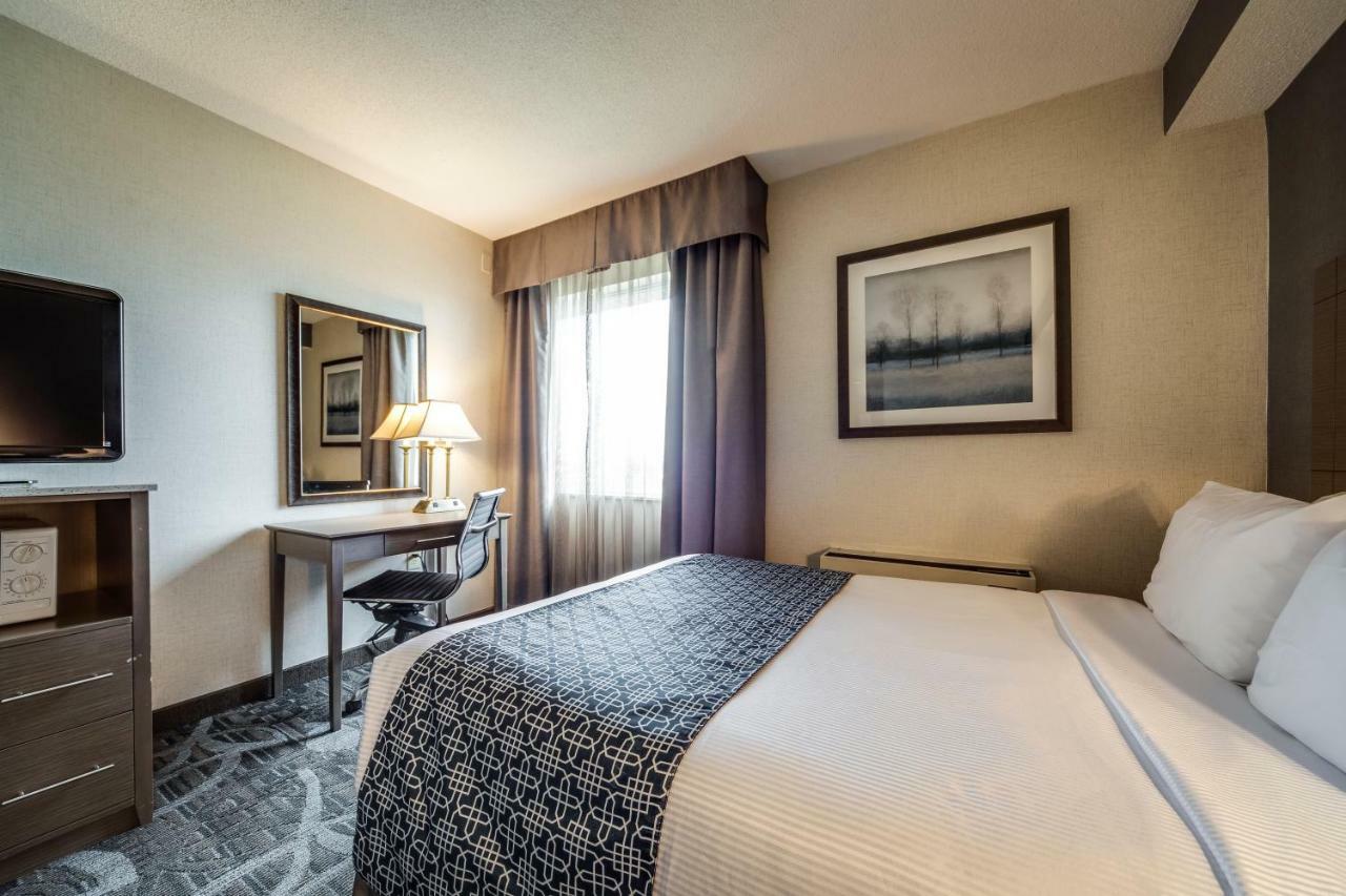 Monte Carlo Inn Airport Suites Mississauga Exteriör bild
