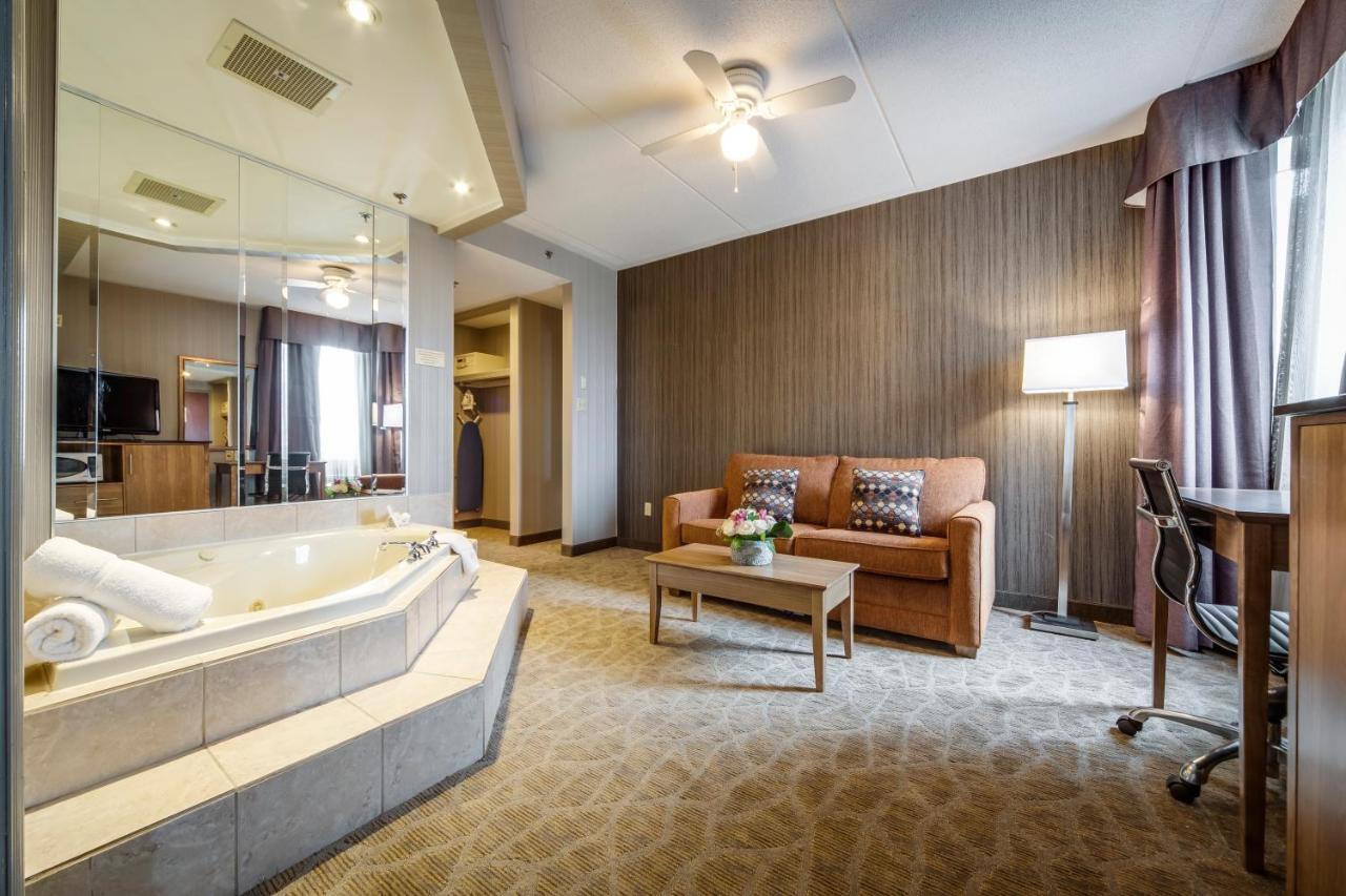 Monte Carlo Inn Airport Suites Mississauga Exteriör bild