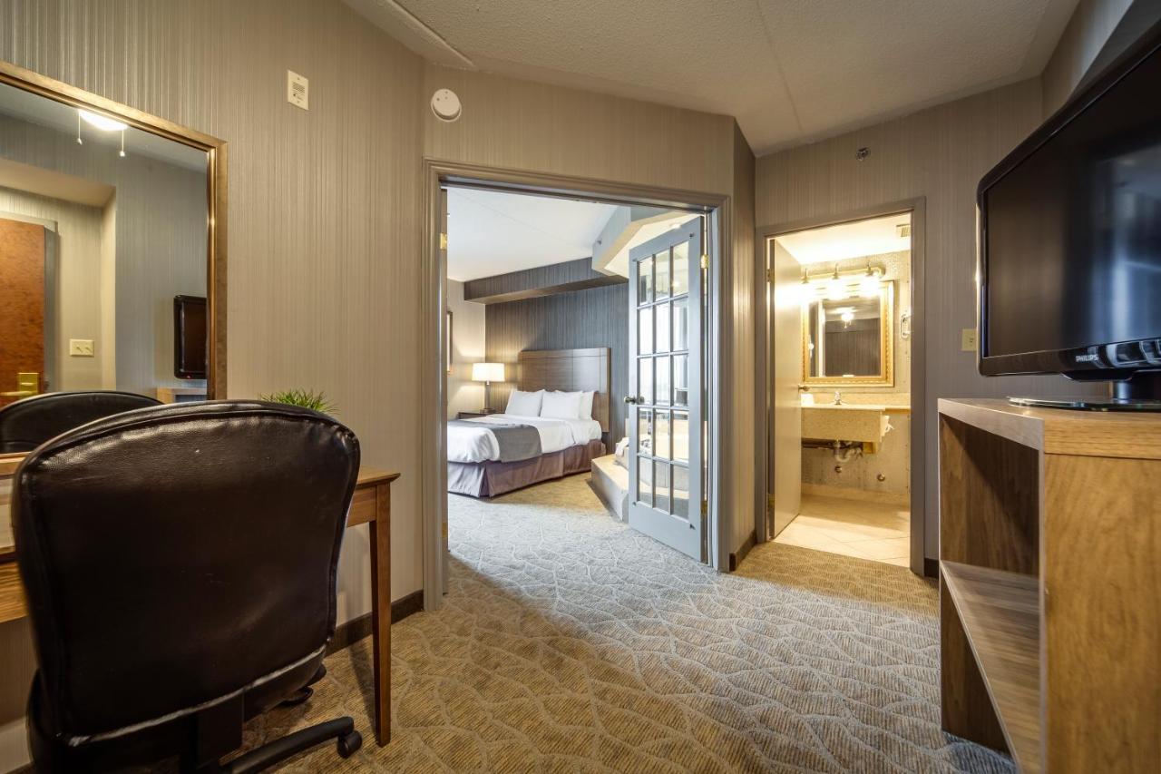 Monte Carlo Inn Airport Suites Mississauga Exteriör bild